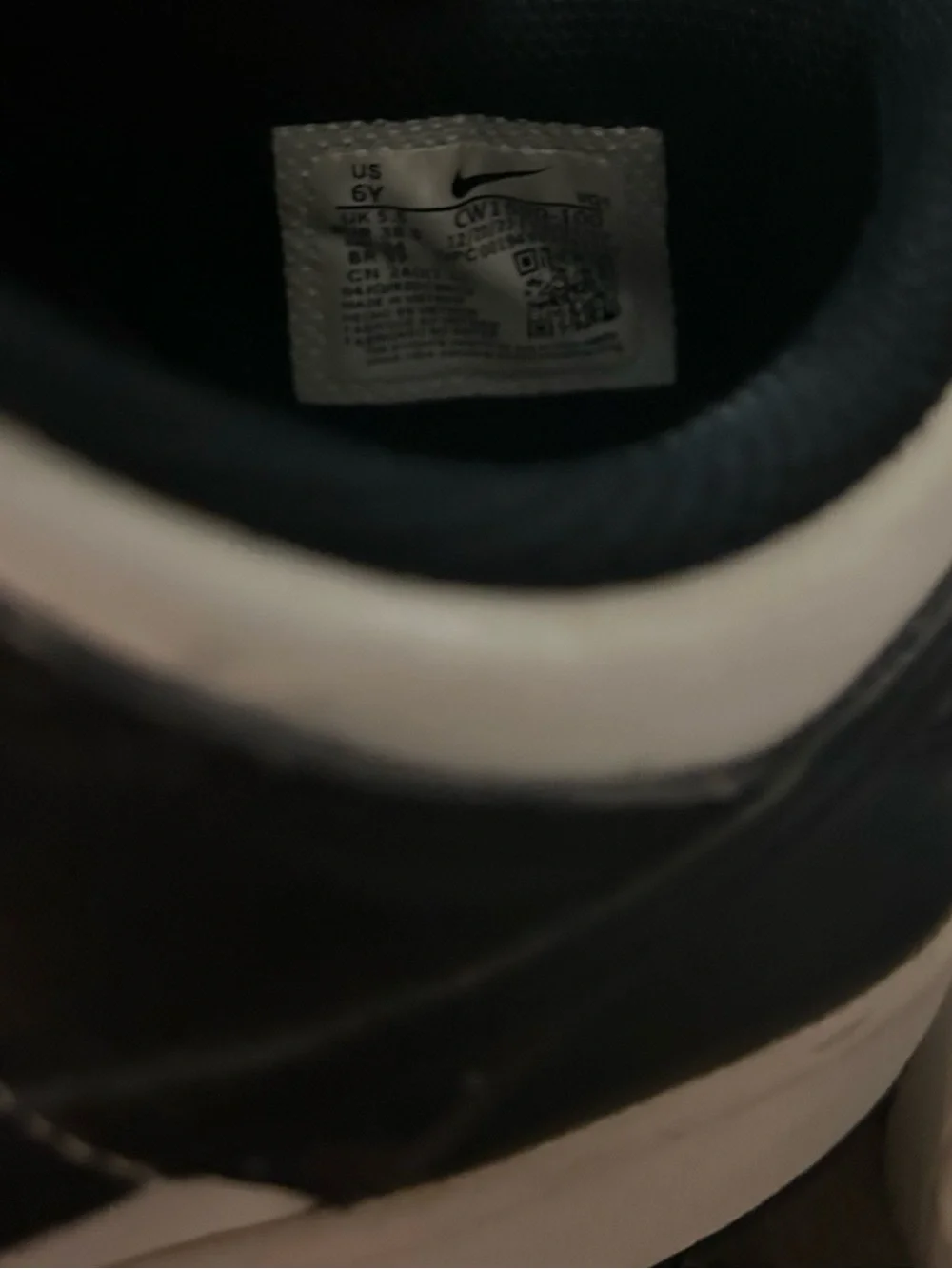 Nike Pandas Size 6Y